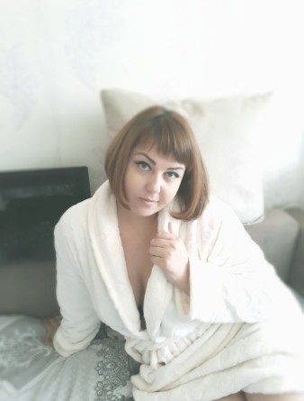 Девушка массажистка Натали, салон Натали