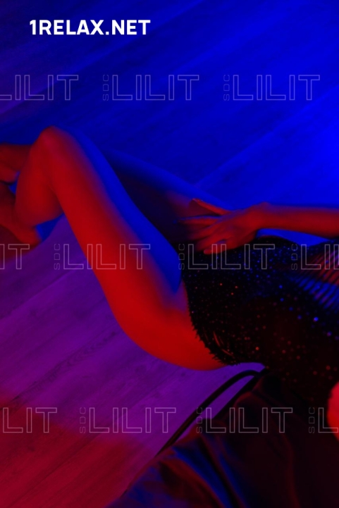 Девушка массажистка Дарина, салон Lilit фото №2